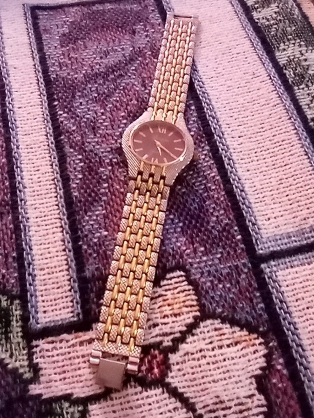 Geneva Gold-Tone Women's Link Bracelet Watch